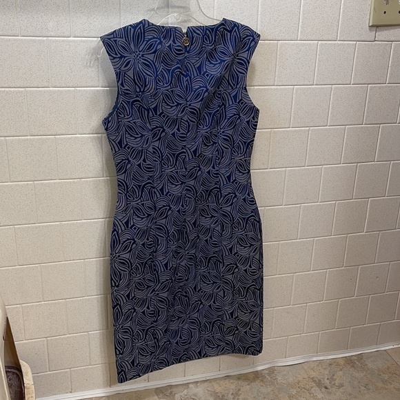 Tommy Hilfiger Blue Patterned Dress Sz 2/ straight fits sleeveless - Picture 6 of 9